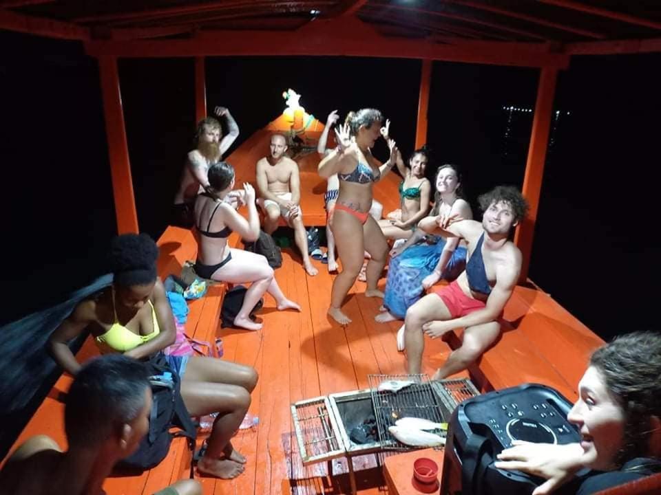 Lucky Sun Saracen Bay Pansiyon Koh Rong Sanloem Dış mekan fotoğraf